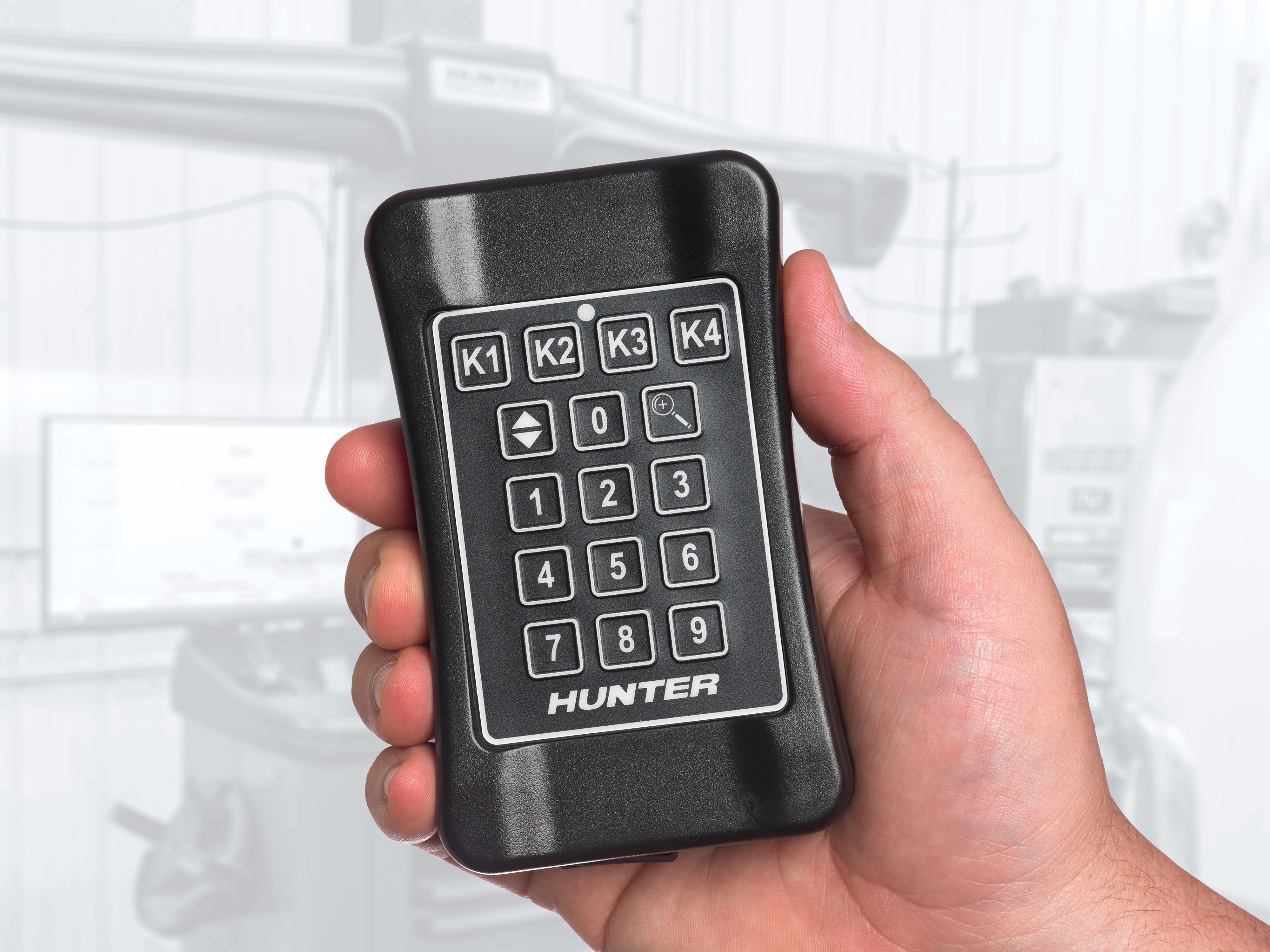 Hunter handheld remote for wheel aligner