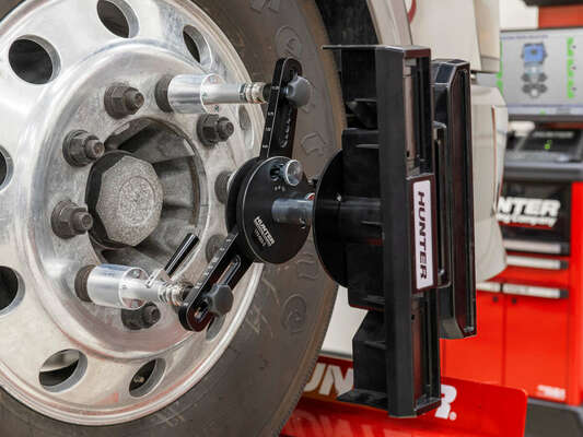 Magnetic wheel adaptors