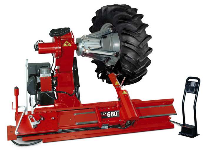 Hunter TCX660HD heavy-duty truck and tractor tire changer